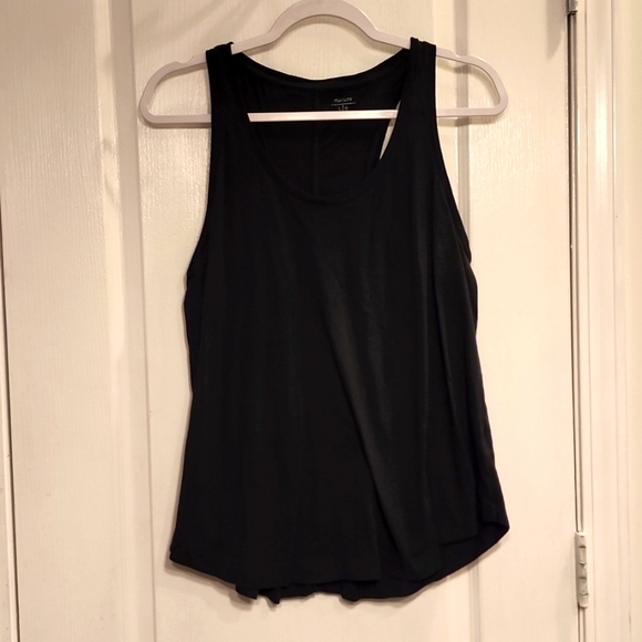 EUC!!! Old Navy Racerback Tank - Picture 3 of 3